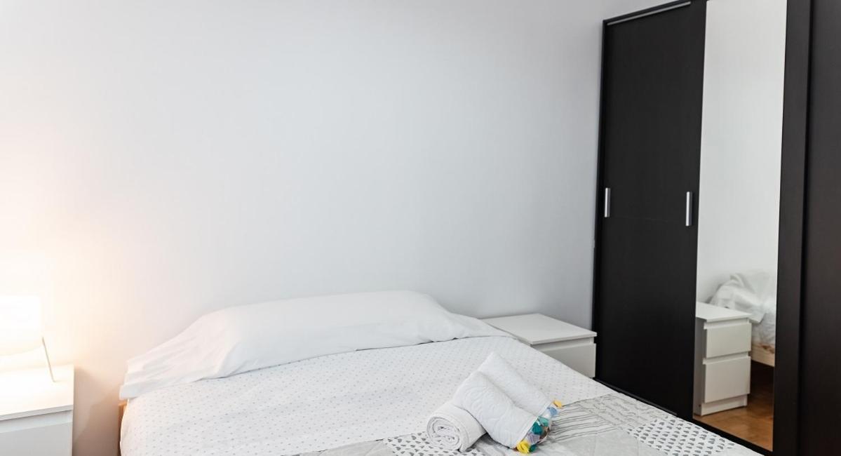 Adaptado Y Comodo Apartamento En Iturrama Пампона Екстериор снимка